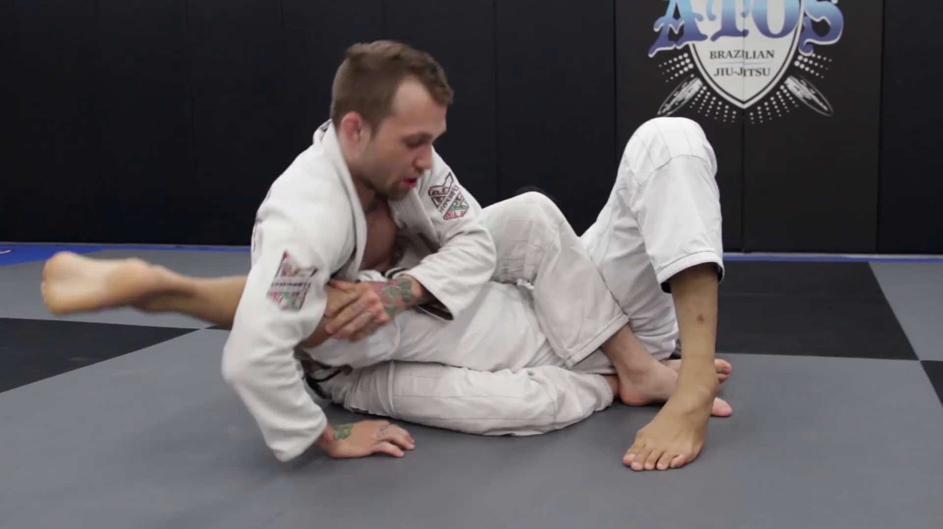 Surprise People With The "Stomp" Kneebar