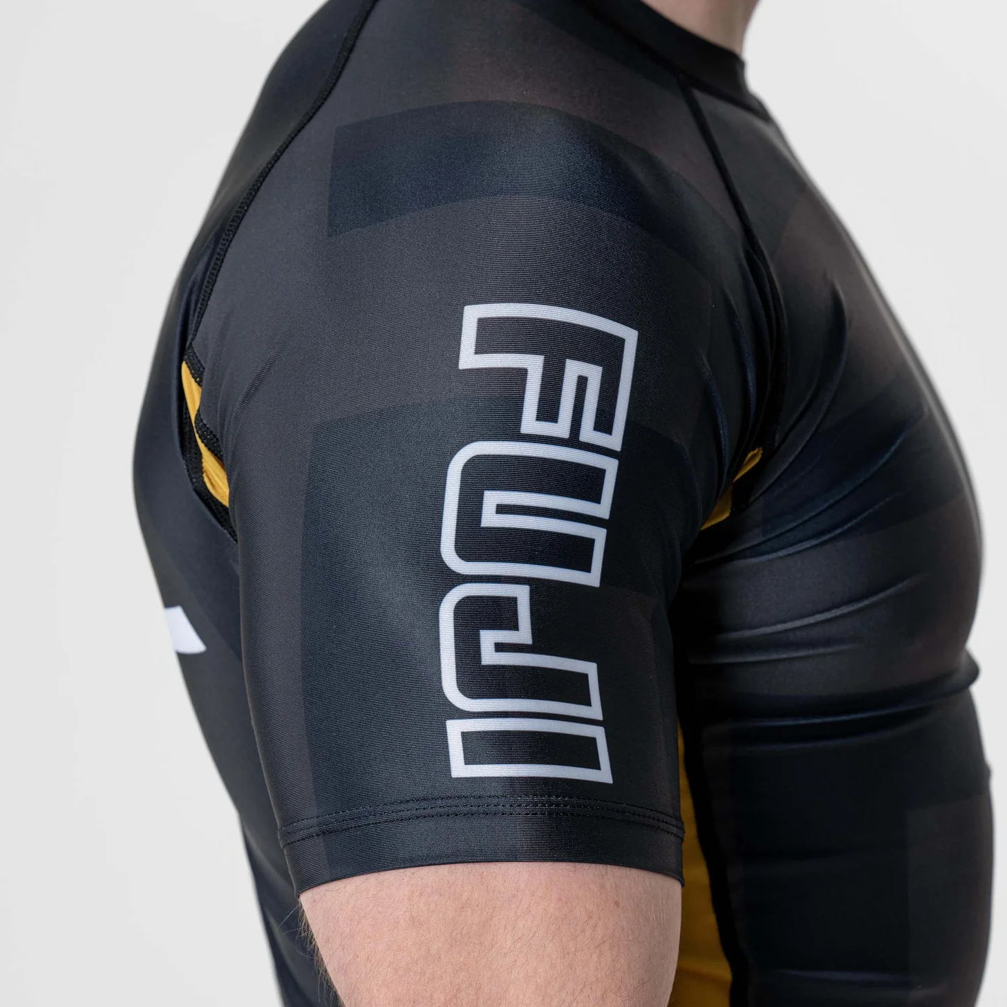Fuji Rebel Flex Lite Rashguard