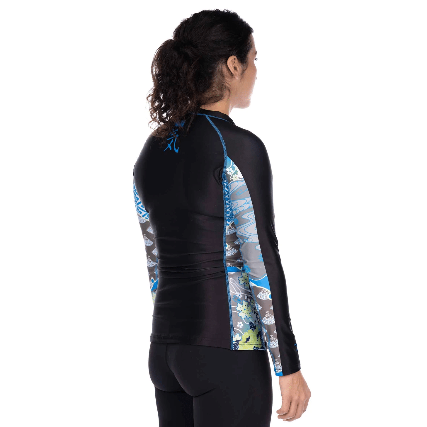 Fuji Kimono Womens Long Sleeve Rashguard Blue