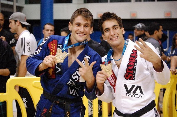 It's Science: Mendes Bros