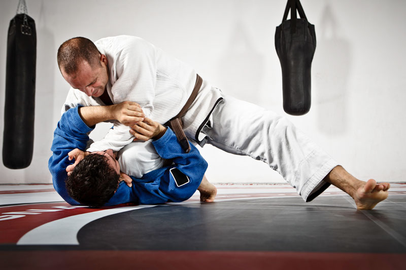 Top vs Bottom Position In BJJ: Which is Better?