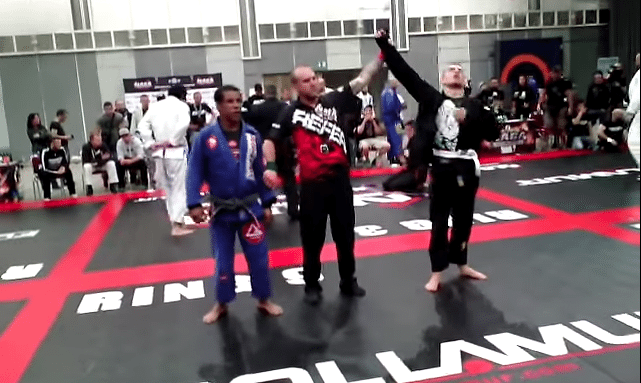 Getting tapped out by lower belts in BJJ