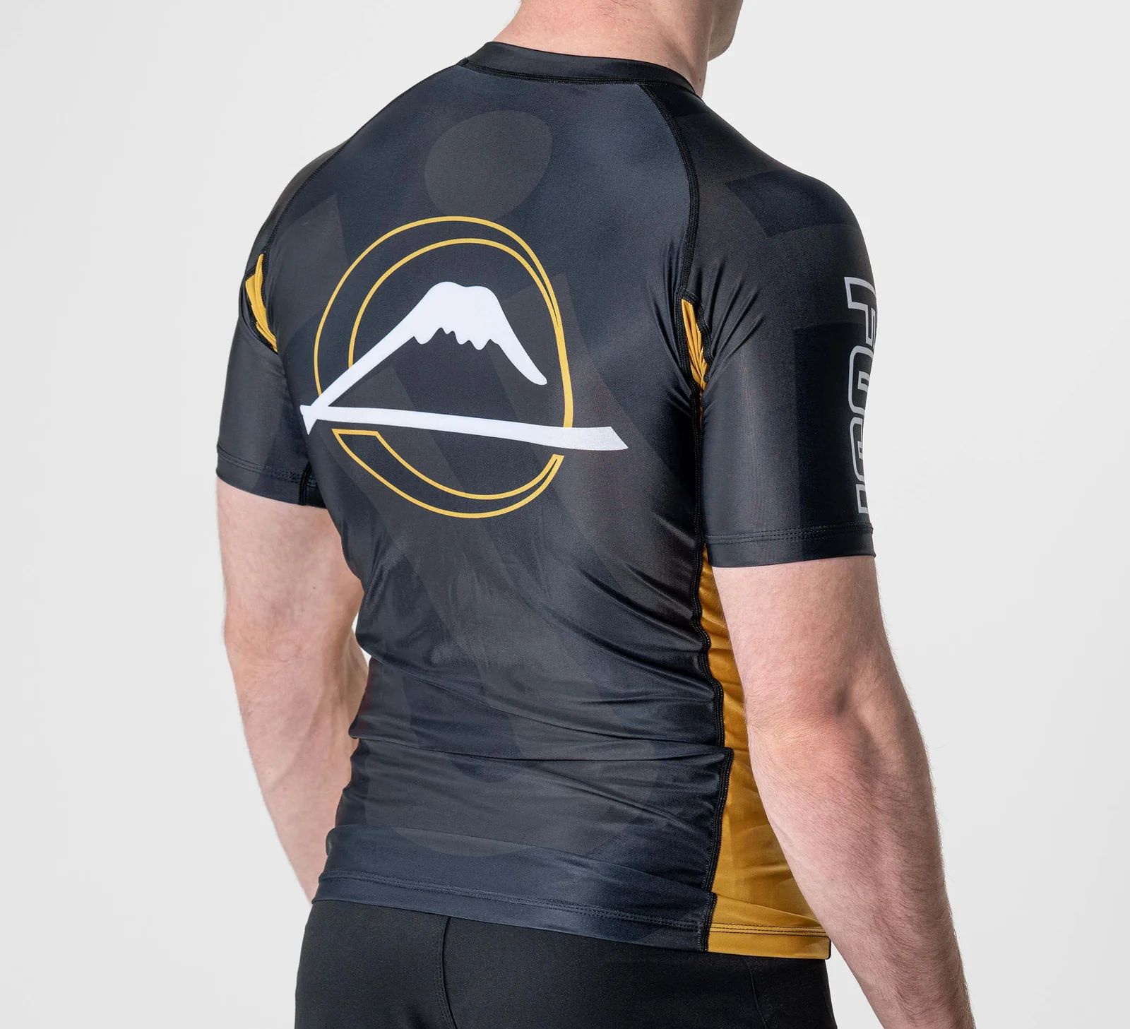 Fuji Rebel Flex Lite Rashguard   