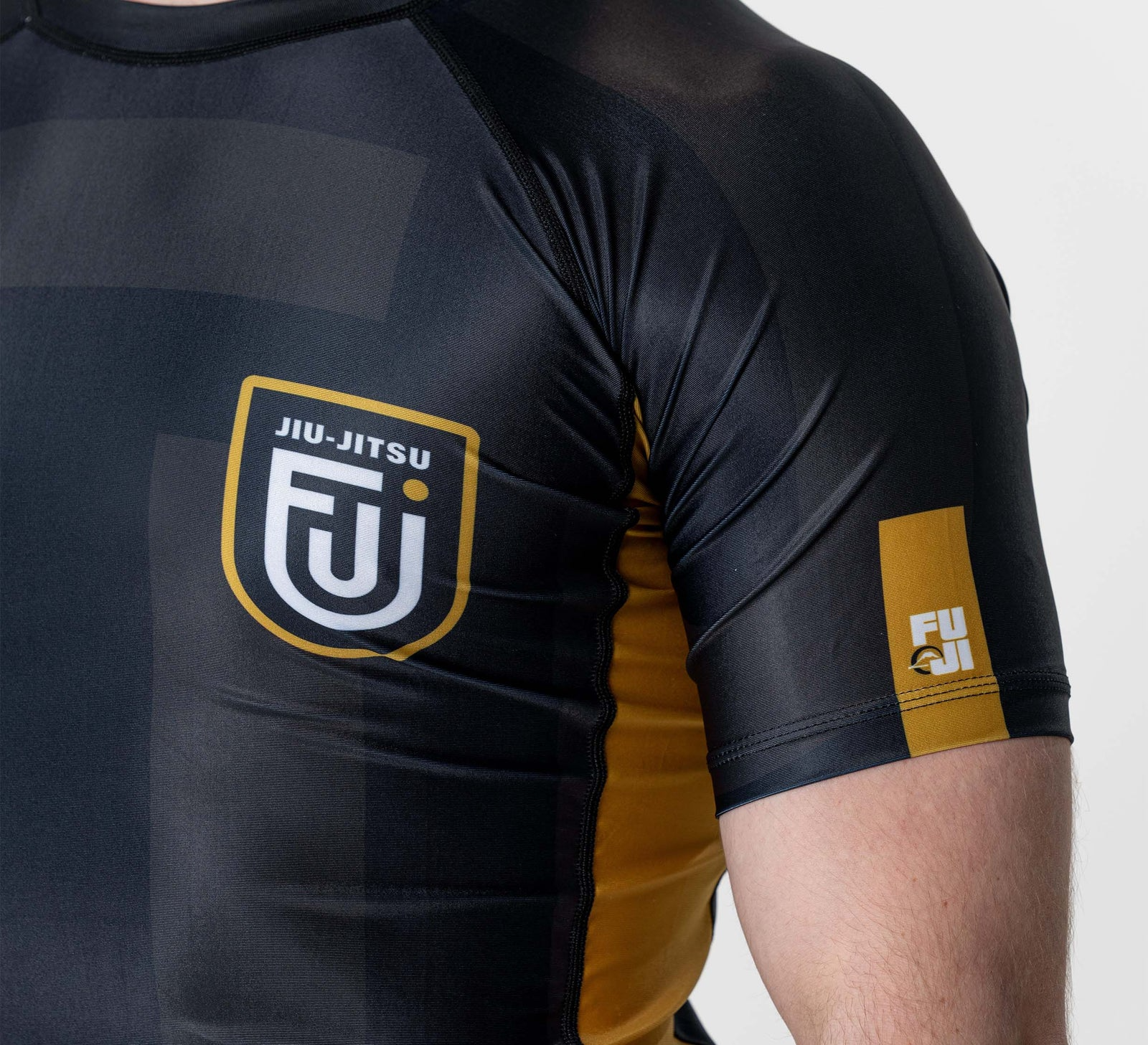 Fuji Rebel Flex Lite Rashguard   